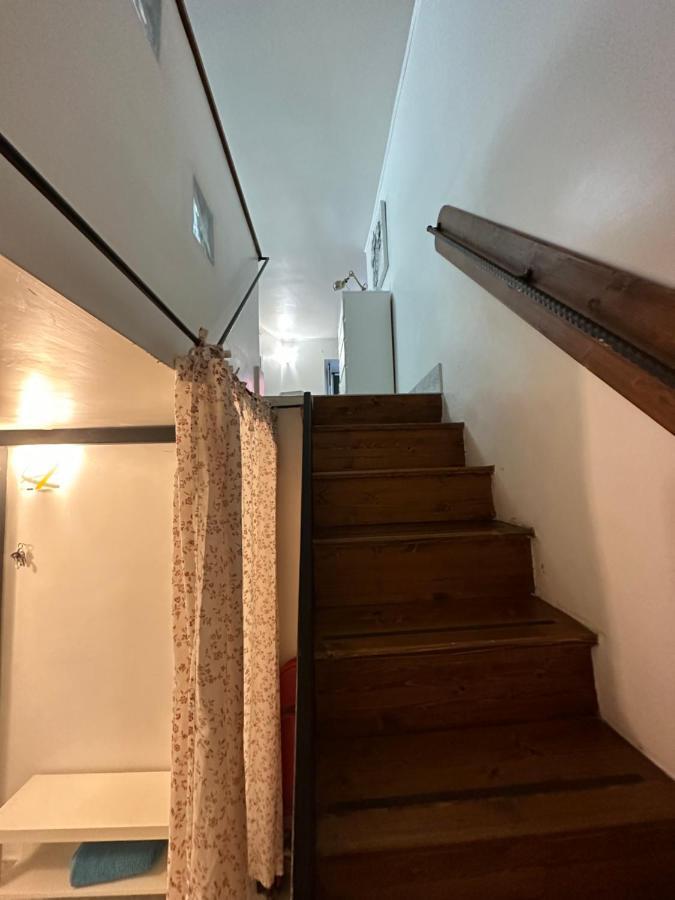 Cyrus Apartment Naples